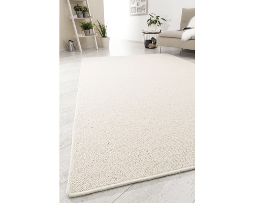 Moderne woonkamer met lichtgekleurd tapijt en stijlvolle decoratie