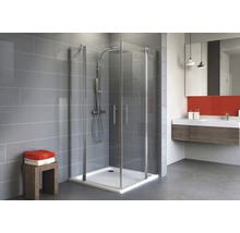 Complete douchecabine met vierkante douchebak en armaturen in een moderne badkamer