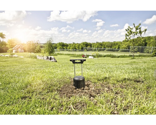 Mollenverjager in gebruik in de tuin