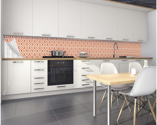 Moderne keuken met oranje muurstickers met geometrisch patroon