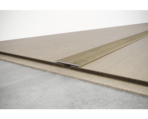 Profielstrip voor het verbinden van vloerbedekkingen