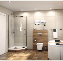 Badkamer met douche, toilet en bad in een lichte uitvoering