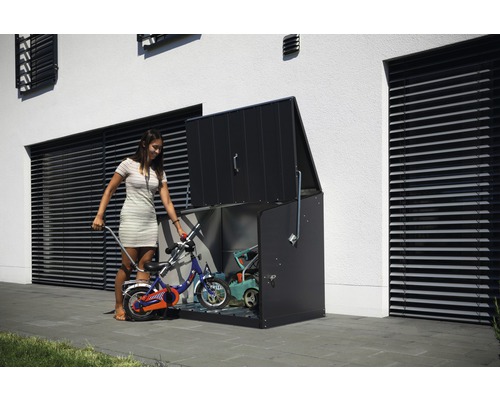 Fietsbox voor het opbergen van fietsen en tuingereedschap voor een woonhuis