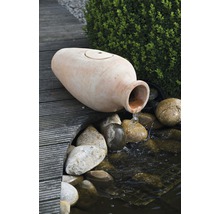 Decoratieve amfoor als waterspuwer voor tuinvijver