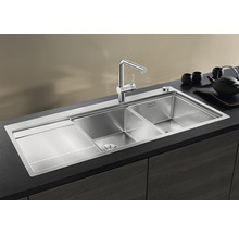 Roestvrijstalen spoelbak met afdruiprek en kraan