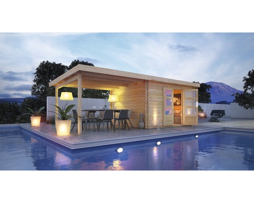 Houten tuinhuis met overdekt terras en zwembad
