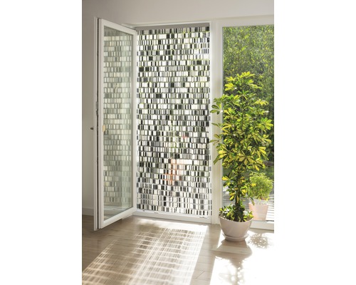 Decoratieve folie met patroon op een terrasdeur