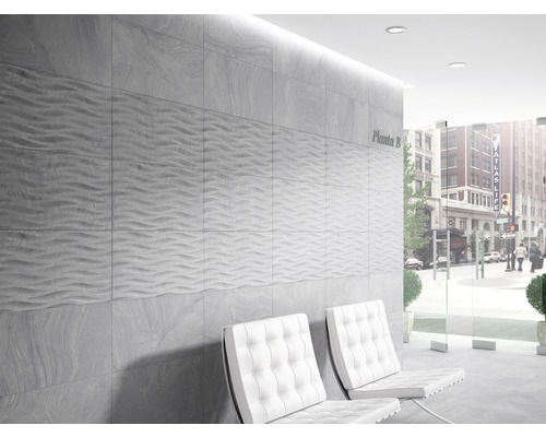 Scene met wandtegels in steenlook en golfvormig decor