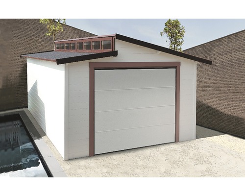 Modern tuinhuis met garagedeur en strook ramen onder het dak