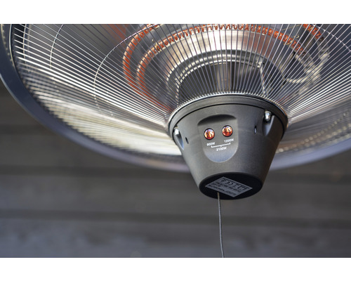 Detailopname van een terrasverwarmer met verschillende warmtestanden.