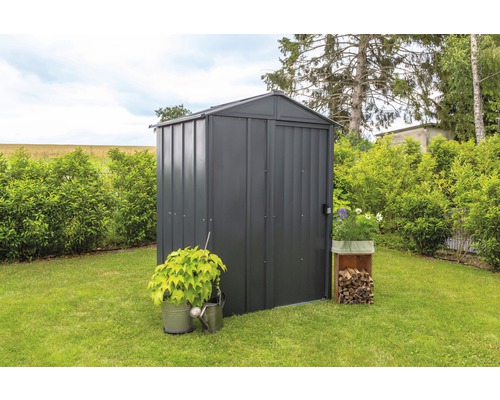 Metalen tuinhuis met zadeldak op gazon