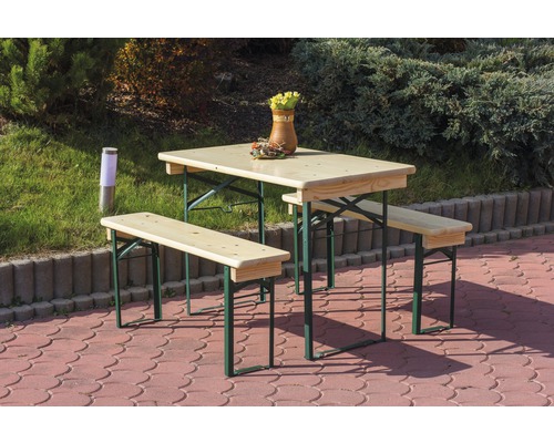Biertafelgarnituur met tafel en twee banken buitenshuis