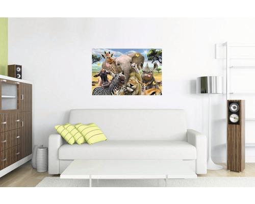 Decoratieve muurschildering met dierenmotief in de woonkamer