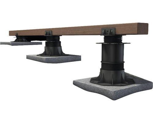 Terrasdragers met houten onderconstructie en bouwbeschermingsmat