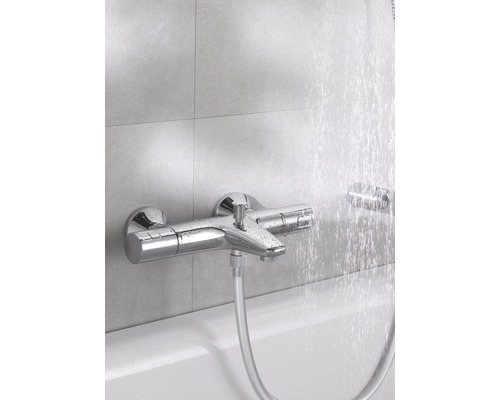 Opbouw badkraan met doucheaansluiting en stromend water