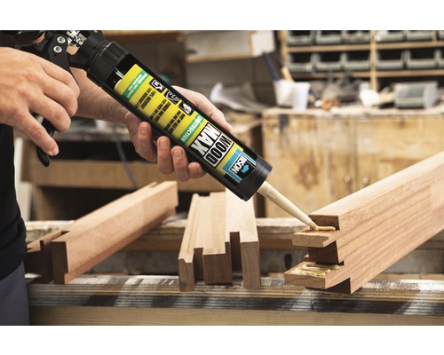 Houtlijm aanbrengen op hout met een kitspuit