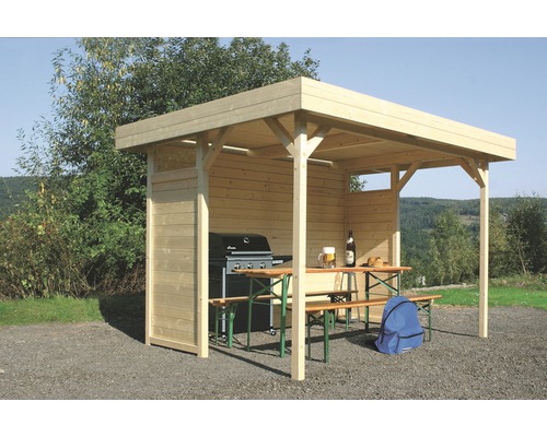 Houten grillkota met barbecue, biertafelset en rugzak