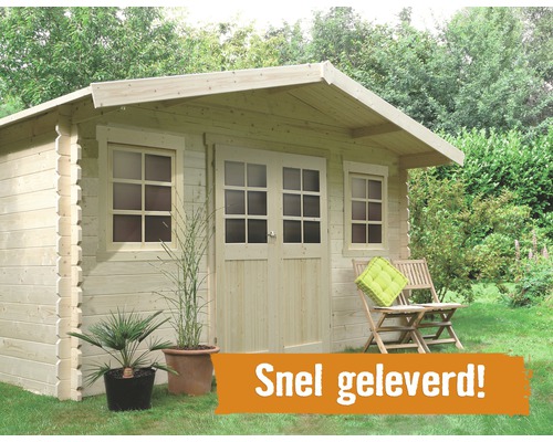 Houten tuinhuis met ramen en een deur