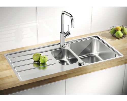 Roestvrijstalen spoelbak met afdruiprek en eenhendelmengkraan