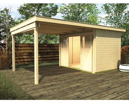 Houten tuinhuis met overdekt terras op een houten terras