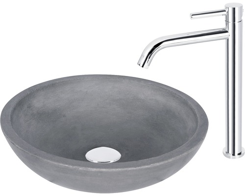 Betonnen waskom met chromen kraan