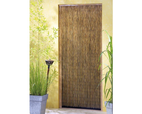 Decoratieve bamboe gordijndeur met planten