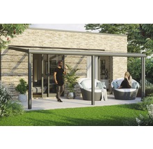 Terrasoverkapping met twee personen en tuinmeubelen