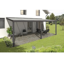 Aluminium terrasoverkapping met meubels op terras