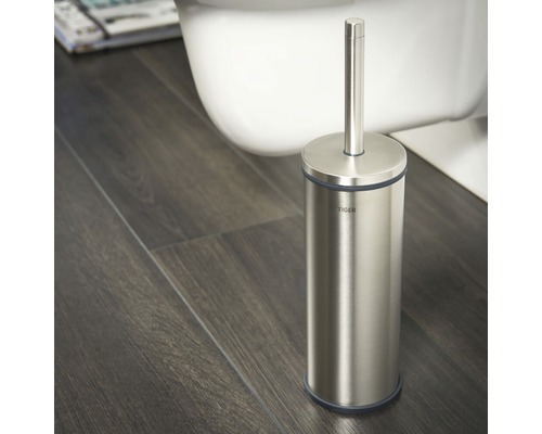 Roestvrijstalen toiletborstel van Tiger naast een toilet