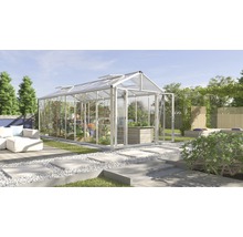 Tuinkas met planten en bloemen in de tuin