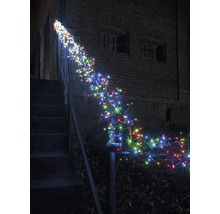 Buitentrap met meerkleurige lichtketting