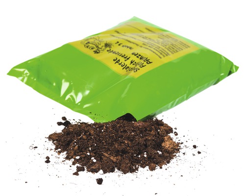 Speciale grond voor vleesetende planten in geopende zak