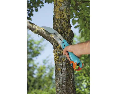 Takkensnoei in gebruik op boom