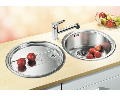 Spoelbak met afdruipvlak en kraan