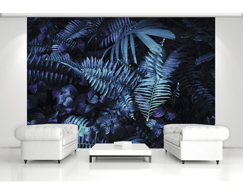 Woonkamer met fotobehang met tropische planten