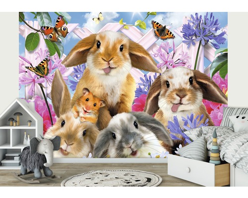 Fotobehang met konijnen, hamster en vlinders in kinderkamer
