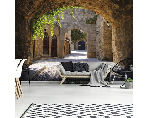 Fotobehang met antiek straatmotief in een woonkamerontwerp