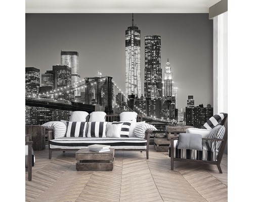 Woonkamer met New York skyline fotobehang, bank en fauteuil