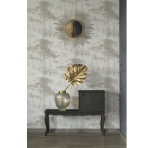 Decoratief interieur met console, spiegel, vaas en behang met print