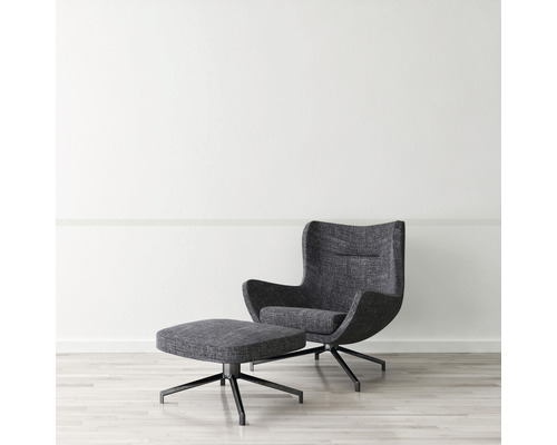 Fauteuil met voetenbank op vierpotige onderstellen