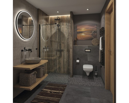 Badkamer met douche, wastafel, spiegel, toilet en houten bekleding voor een natuurlijke sfeer