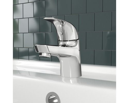 Eéngreeps wastafelmengkraan voor de badkamer