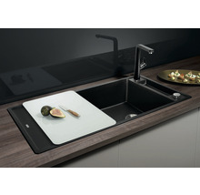 Spoelbak met kraan en snijplank