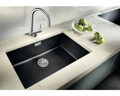 Spoelbak met kraan en appel