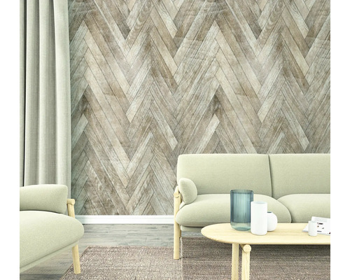 Woonkamer met bank, tafel en wand in visgraatmotief