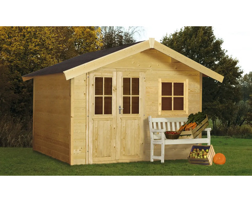 Houten tuinhuis met dubbele deur, raam, bank en groenten