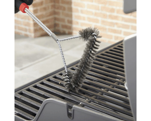 Grillborstel reinigt een grillrooster
