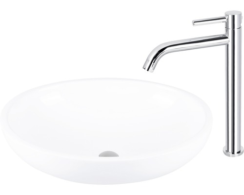 Wastafel van keramiek met kraan