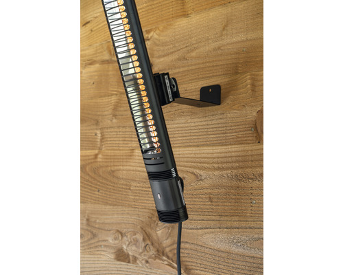 Wandgemonteerde terrasverwarmer voor gebruik buitenshuis