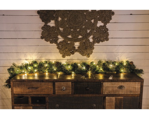 KONSTSMIDE Kerstverlichting LED druppellichtsnoer 100 lampjes extra warmwit 9,9 m Dressoir met decoratieve slinger, lichtsnoer en wanddecoratie